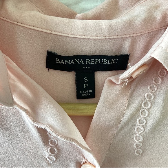 BANANA REPUBLIC BUTTON DOWN SLEEVELESS PINK FLOWY TOP/BLOUSE WITH SCALLOP DETAIL - Picture 5 of 7